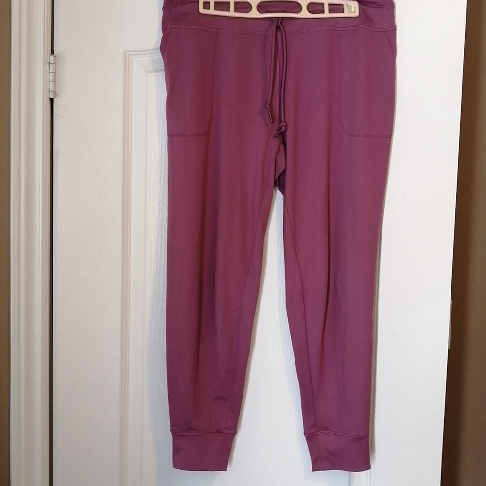 Lole high waisted leggings, color plum, looser fit, szlrg